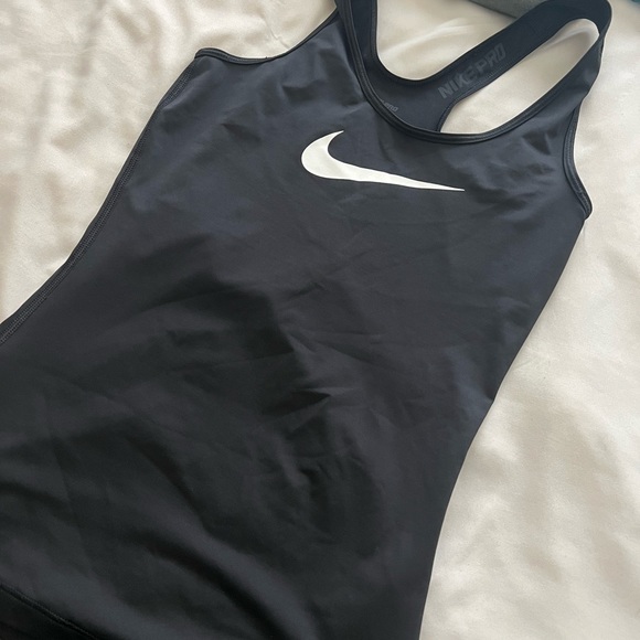 Nike pro sleeveless compression tank tops xs - Picture 6 of 10
